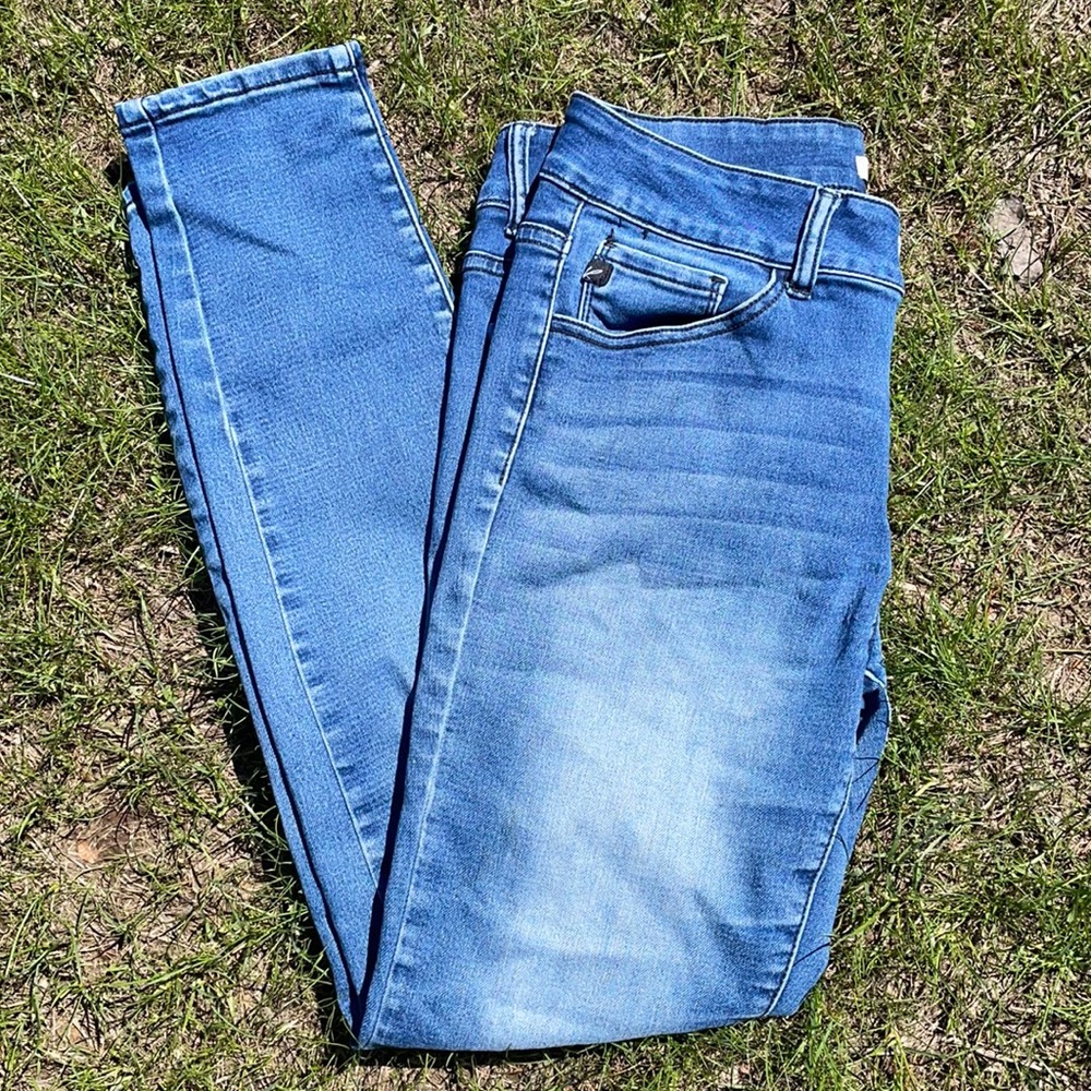 Woman’s Kancan jeans
